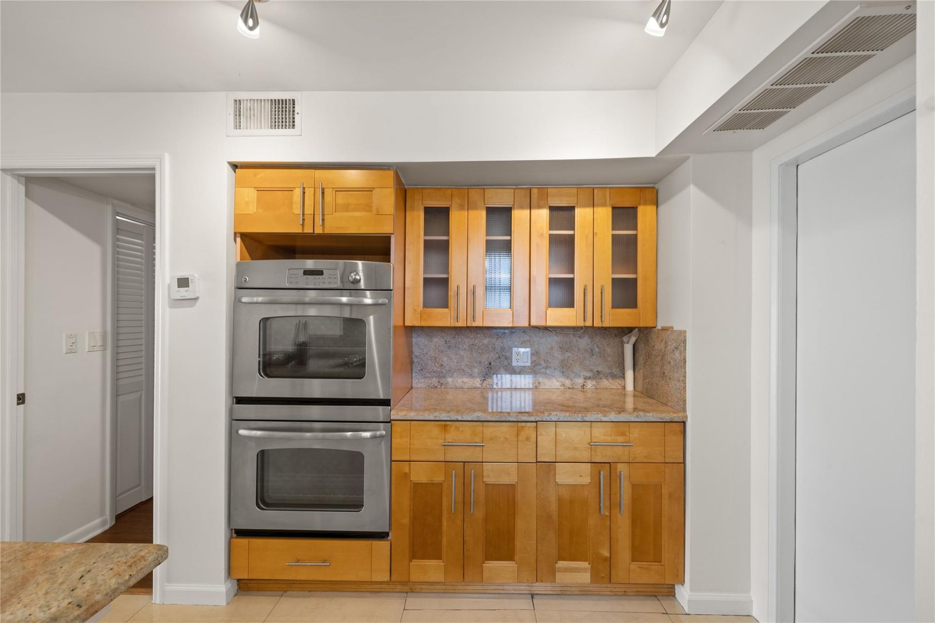 3100 NE 49th Street, Unit 501, Fort Lauderdale, FL 33308 Photo