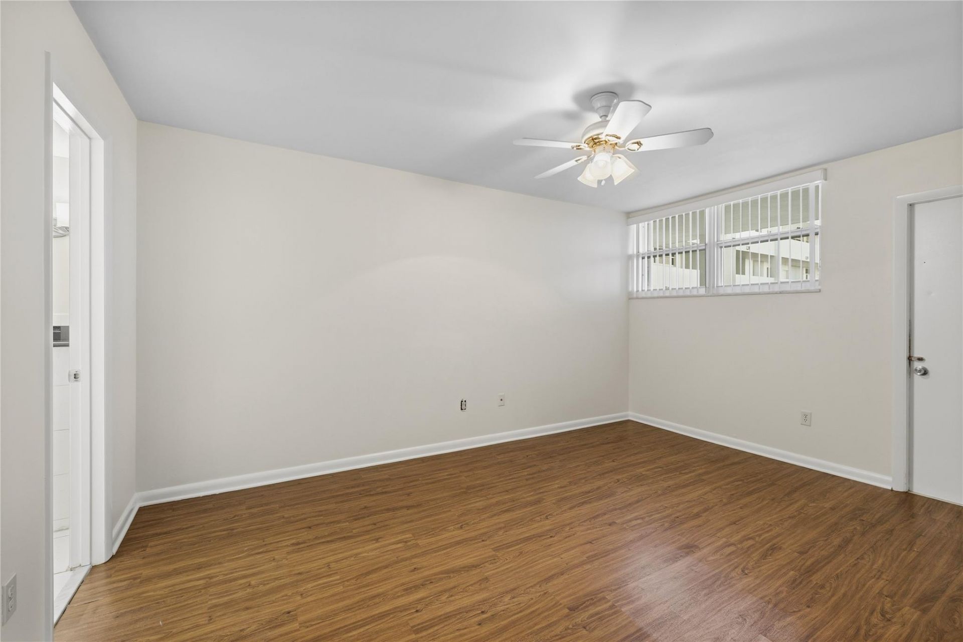 3100 NE 49th Street, Unit 501, Fort Lauderdale, FL 33308 Photo