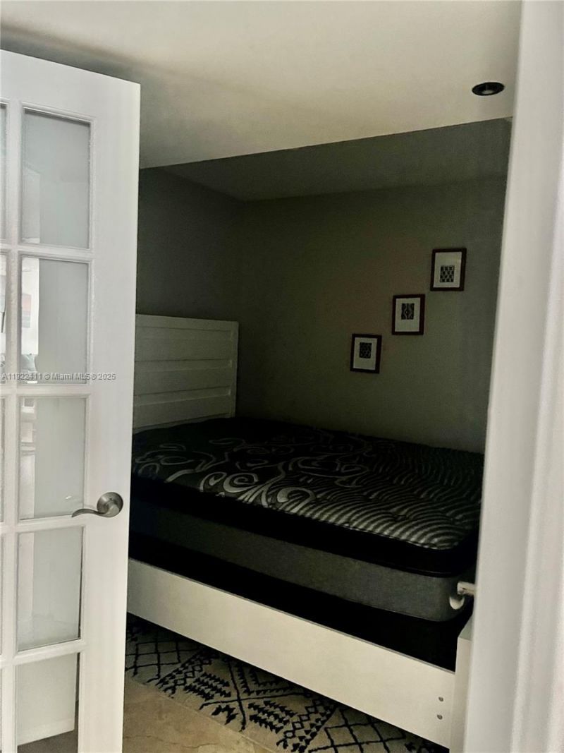 1717 N Bayshore Dr, Unit A-1856, Miami, FL 33132 Photo