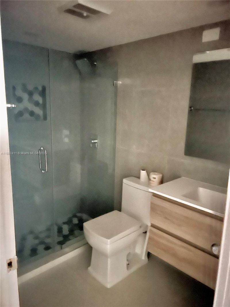 1717 N Bayshore Dr, Unit A-1856, Miami, FL 33132 Photo