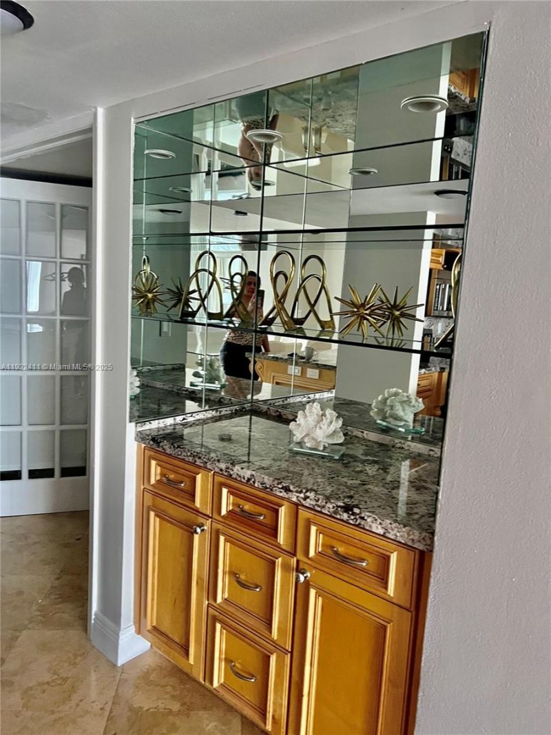 1717 N Bayshore Dr, Unit A-1856, Miami, FL 33132 Photo