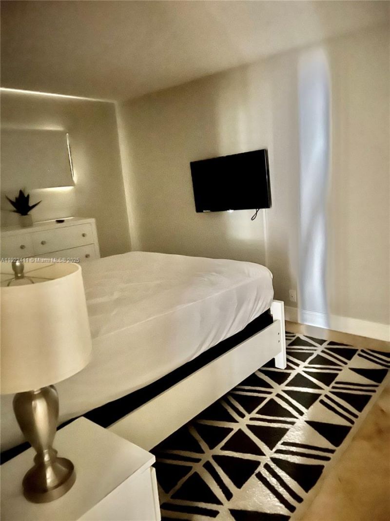 1717 N Bayshore Dr, Unit A-1856, Miami, FL 33132 Photo
