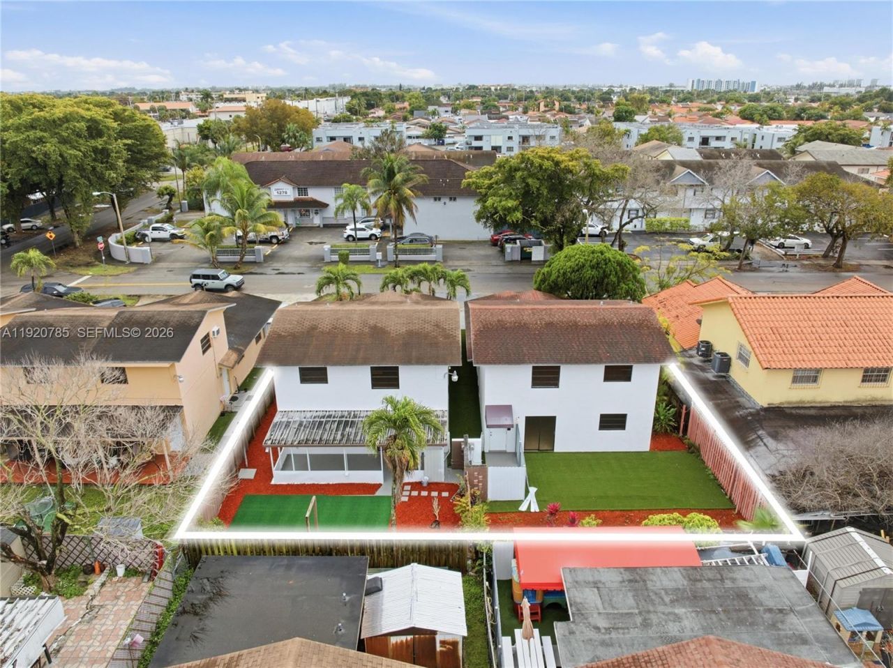 1281 W 42nd St, Hialeah, FL 33012 Photo