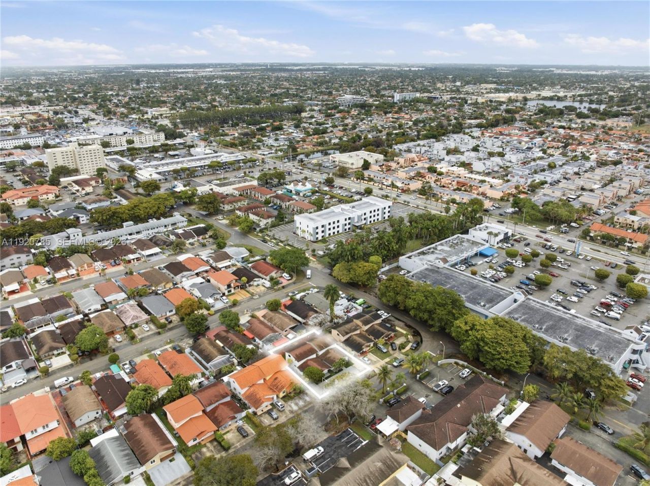 1281 W 42nd St, Hialeah, FL 33012 Photo