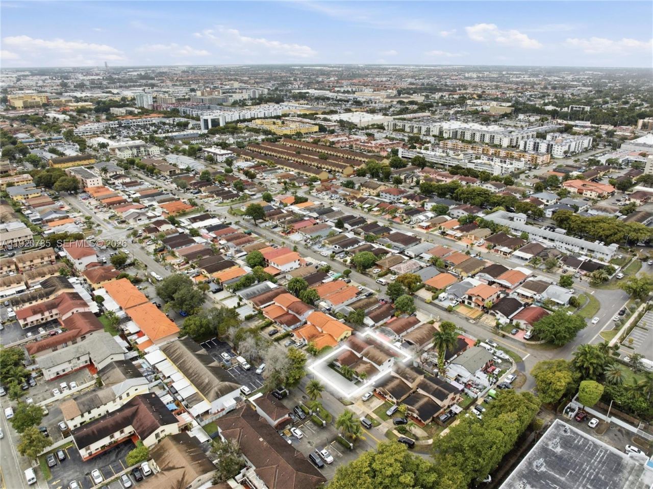 1281 W 42nd St, Hialeah, FL 33012 Photo