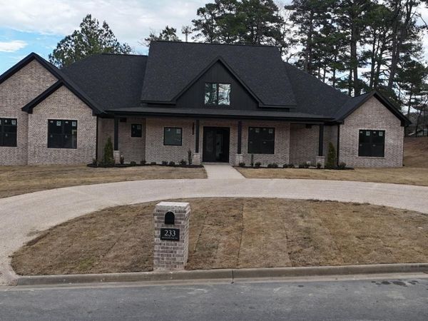 233 Arlington Park Terrace, Hot Springs, AR 71901
