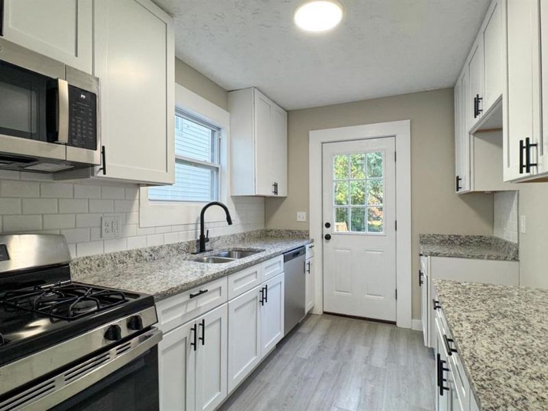 6949 Cambridge Avenue, Mariemont, OH 45227 Photo 11