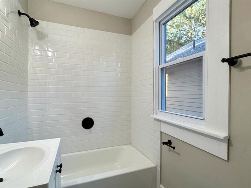 6949 Cambridge Avenue, Mariemont, OH 45227 Photo 16