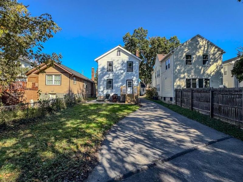 6949 Cambridge Avenue, Mariemont, OH 45227 Photo 4