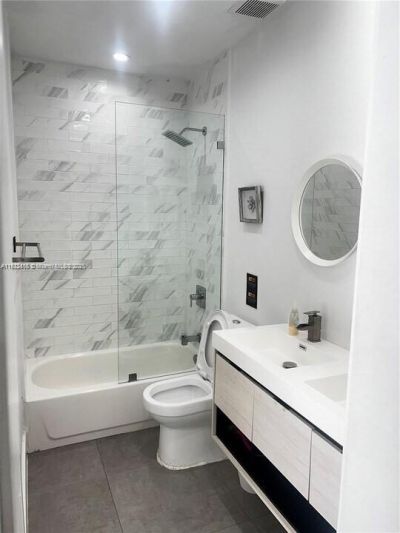 15 NW 52nd St, Miami, FL 33127 Photo