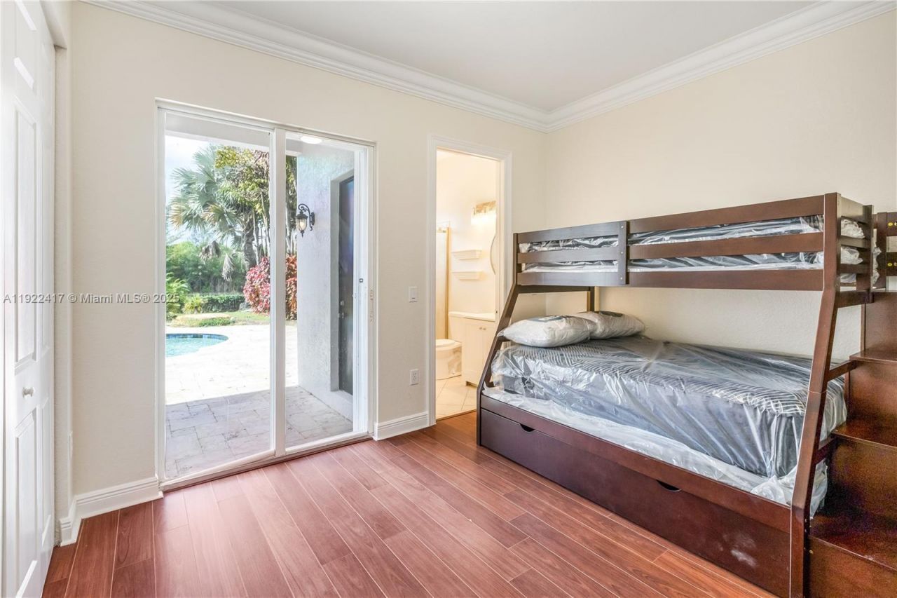 5028 SW 195th Ter, Miramar, FL 33029 Photo