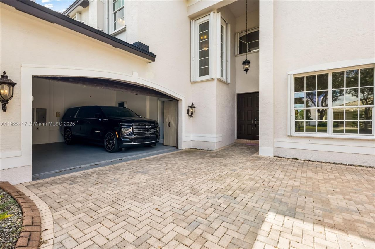 5028 SW 195th Ter, Miramar, FL 33029 Photo