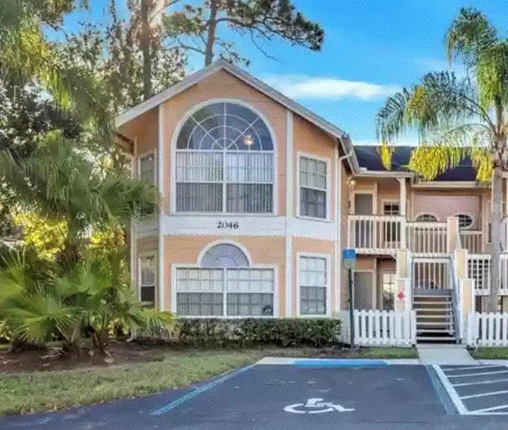 2046 Royal Bay Boulevard, Unit 10, Kissimmee, FL 34746 Main Photo