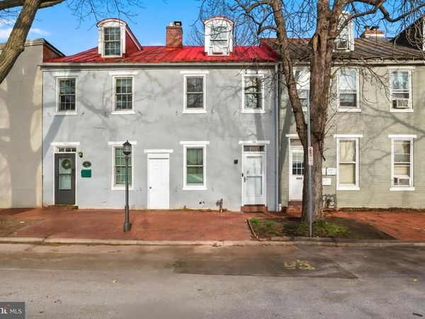 547 S FRONT STREET, HARRISBURG, PA 17104