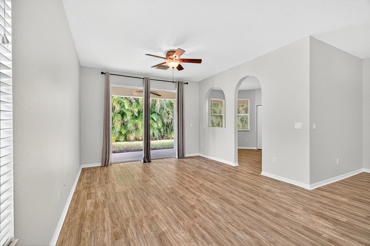 313 SW Perdido Key Street, Port Saint Lucie, FL 34986 Photo