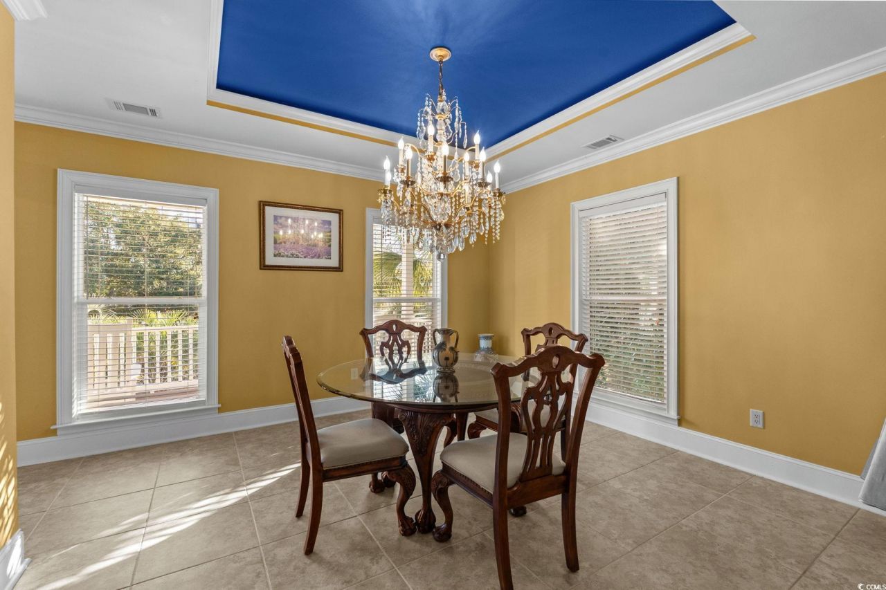 302 Kingston Rd. Photo 8