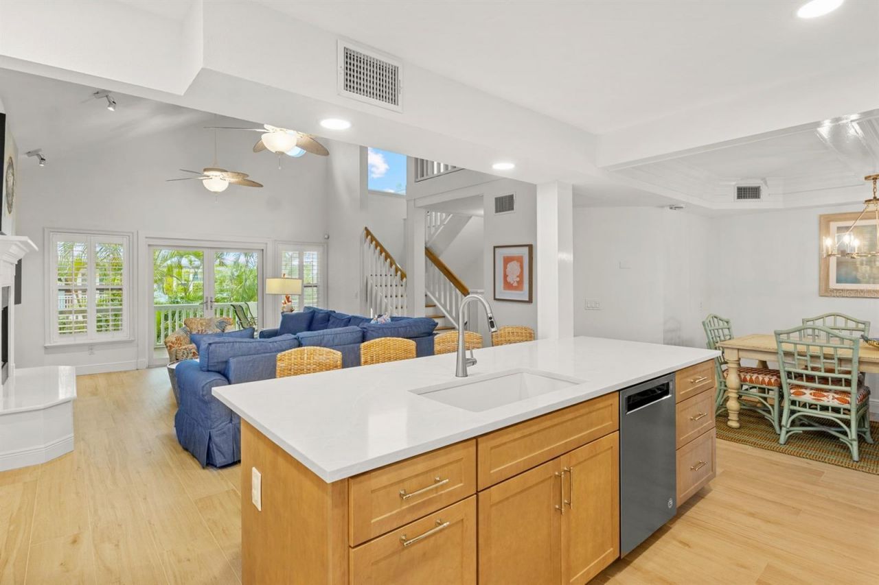 705 N Shore Drive, Anna Maria, FL 34216 Photo