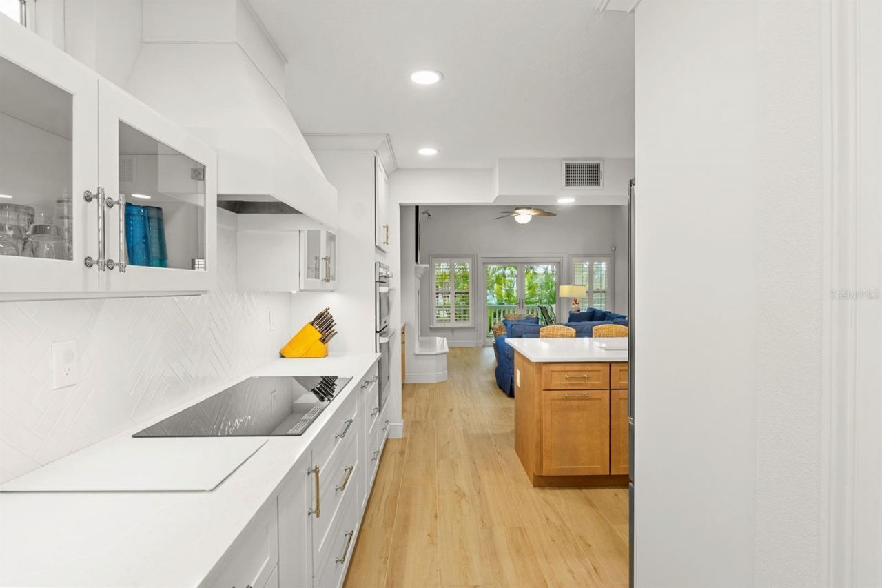 705 N Shore Drive, Anna Maria, FL 34216 Photo