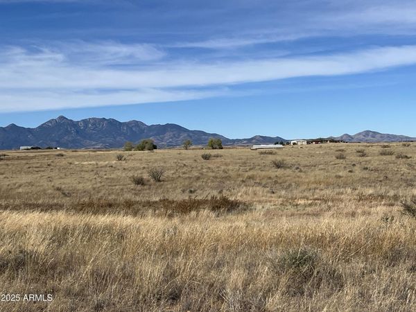 00 Red Man Drive, Unit 5, Elgin, AZ 85611
