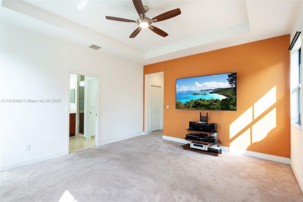 4816 NW 56th Ct, Tamarac, FL 33319 Photo