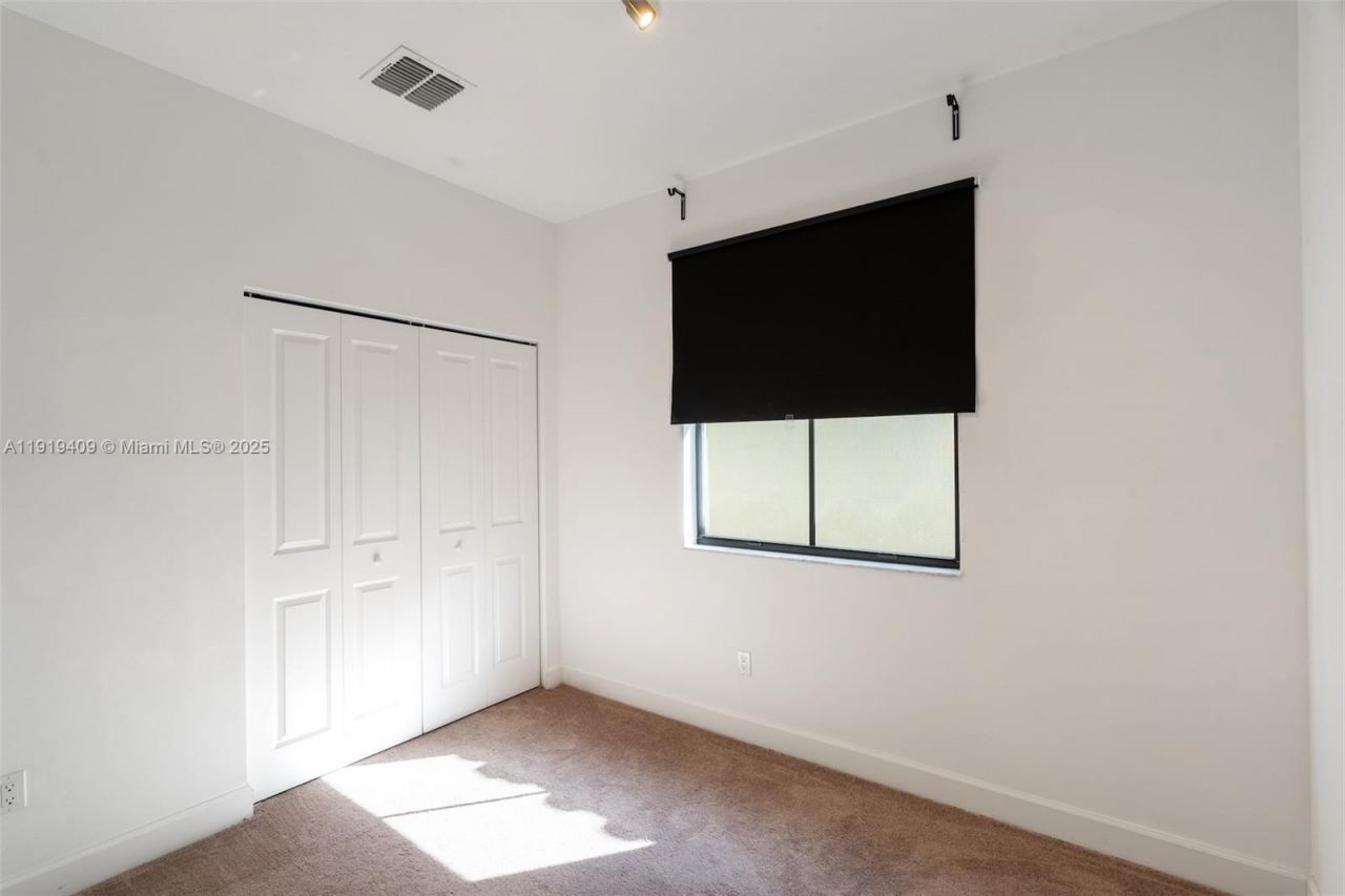 4816 NW 56th Ct, Tamarac, FL 33319 Photo