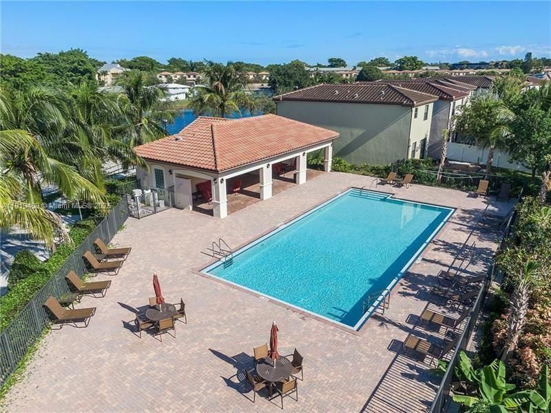 4816 NW 56th Ct, Tamarac, FL 33319 Photo