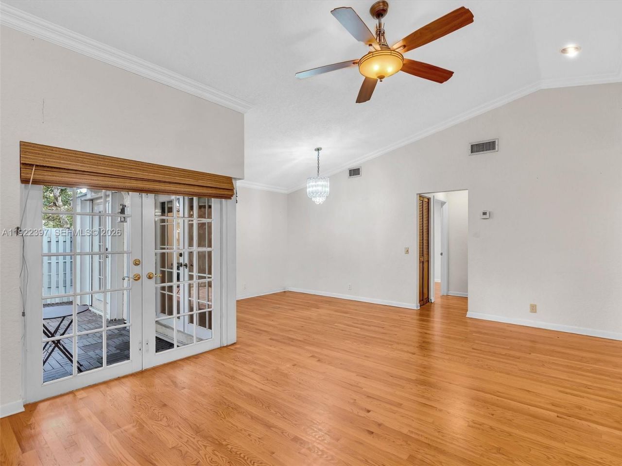 1361 Cottonwood Cir, Weston, FL 33326 Photo