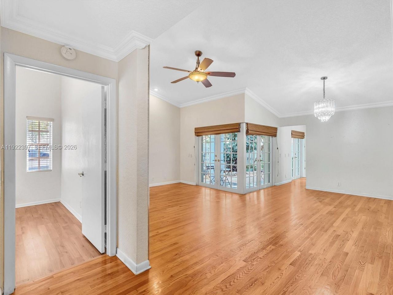 1361 Cottonwood Cir, Weston, FL 33326 Photo