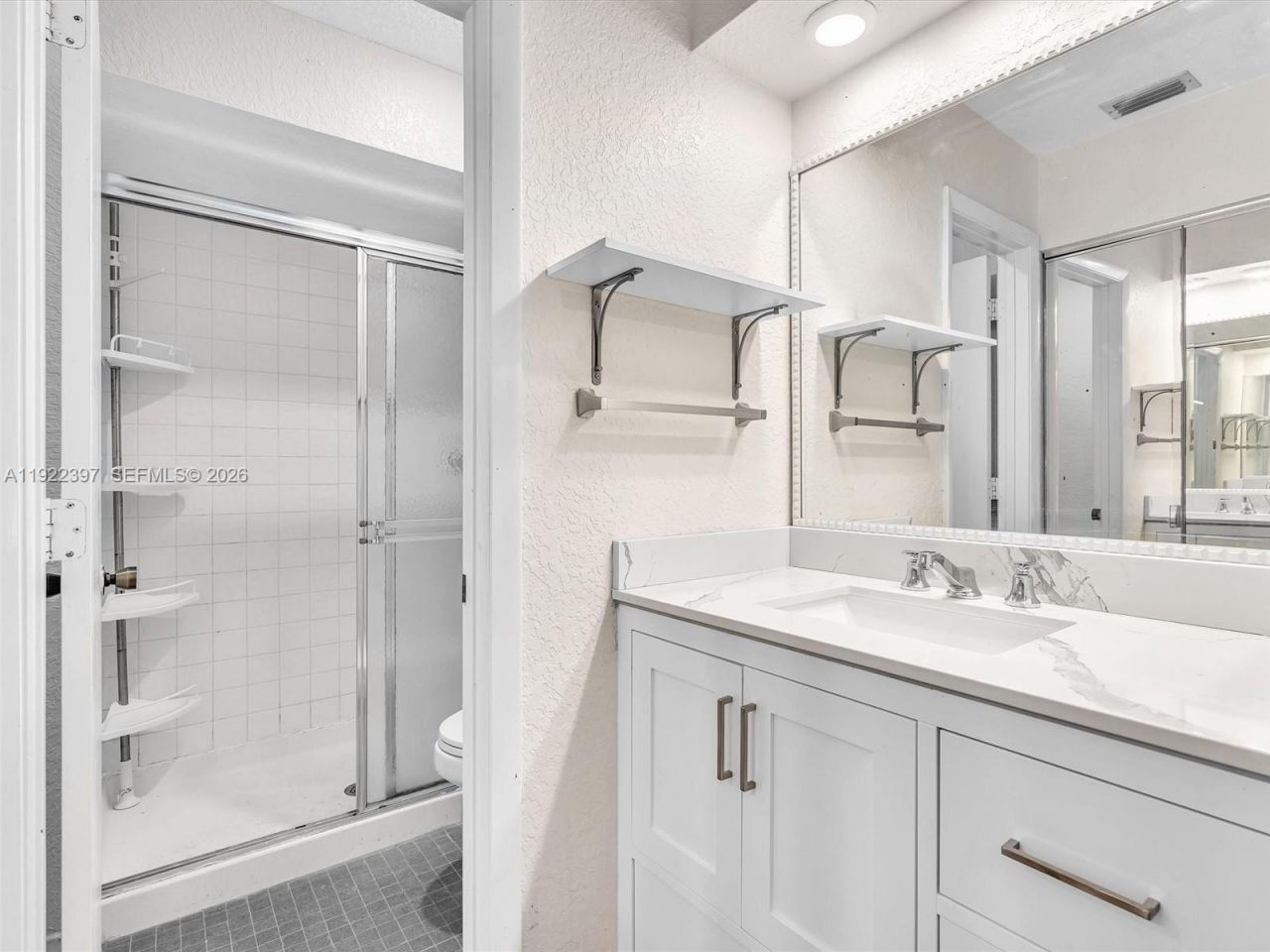 1361 Cottonwood Cir, Weston, FL 33326 Photo