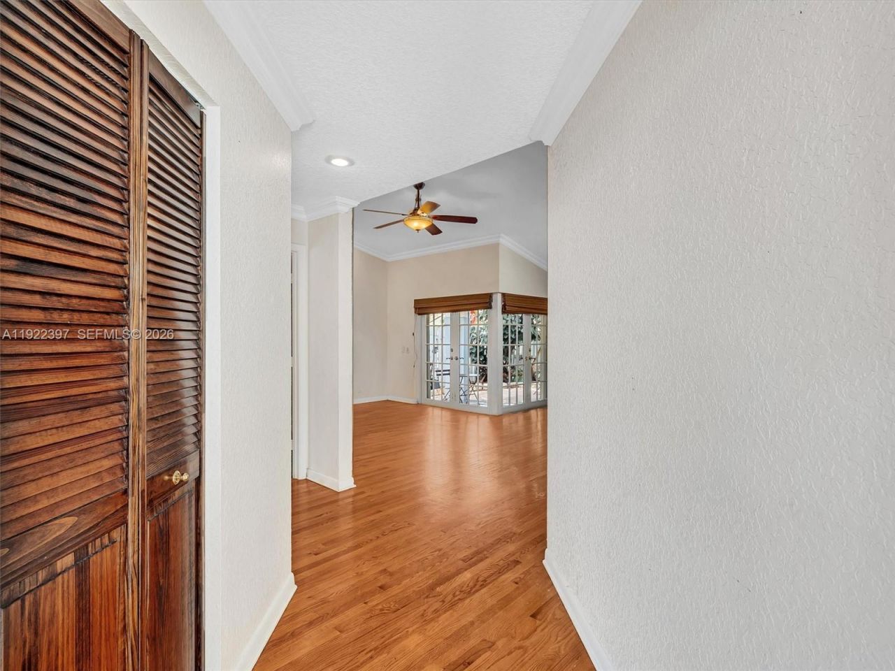 1361 Cottonwood Cir, Weston, FL 33326 Photo