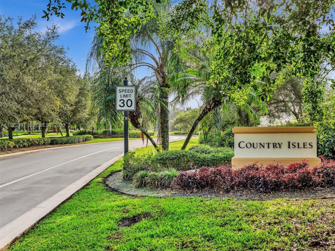 1361 Cottonwood Cir, Weston, FL 33326 Photo