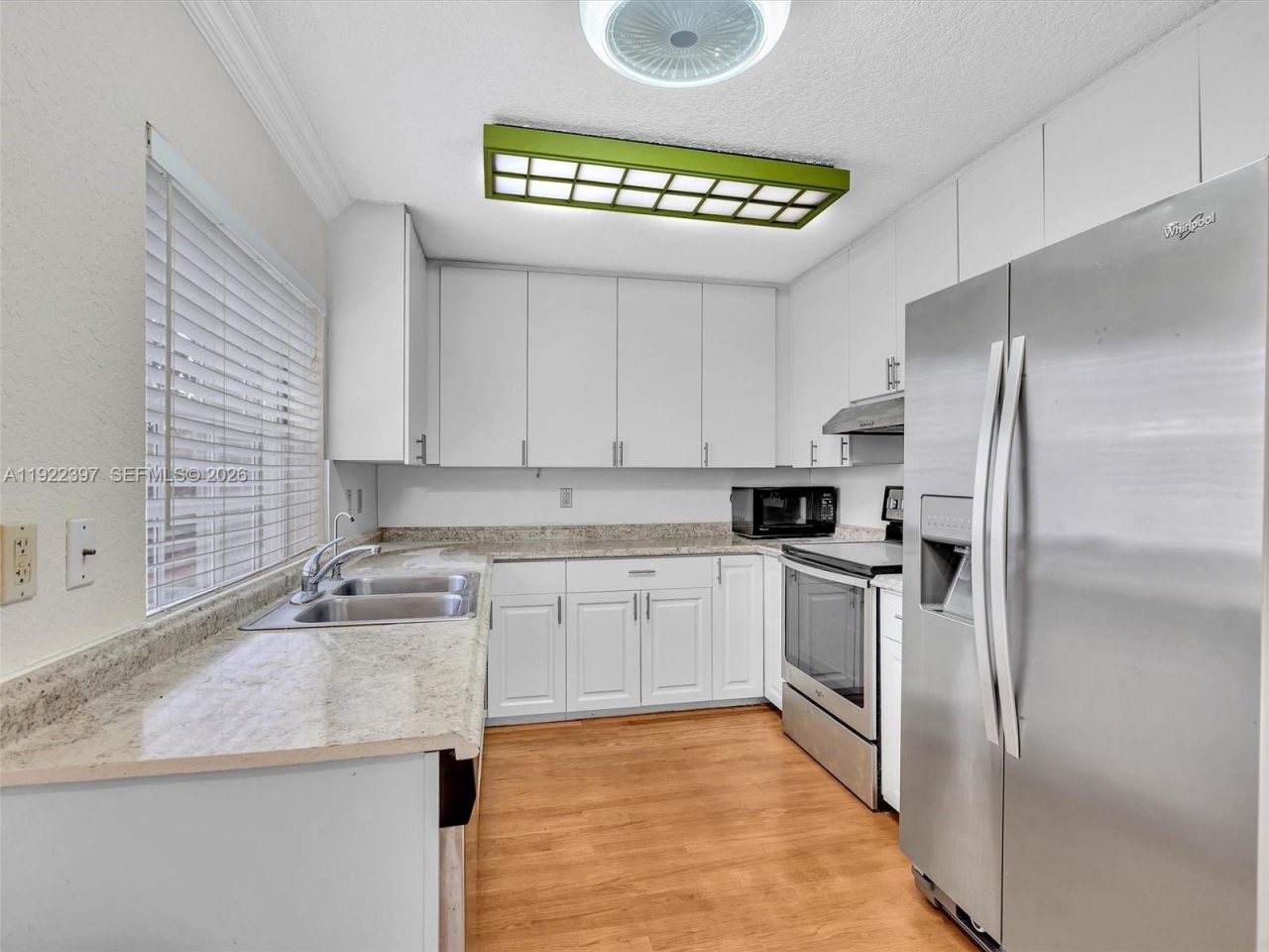 1361 Cottonwood Cir, Weston, FL 33326 Photo