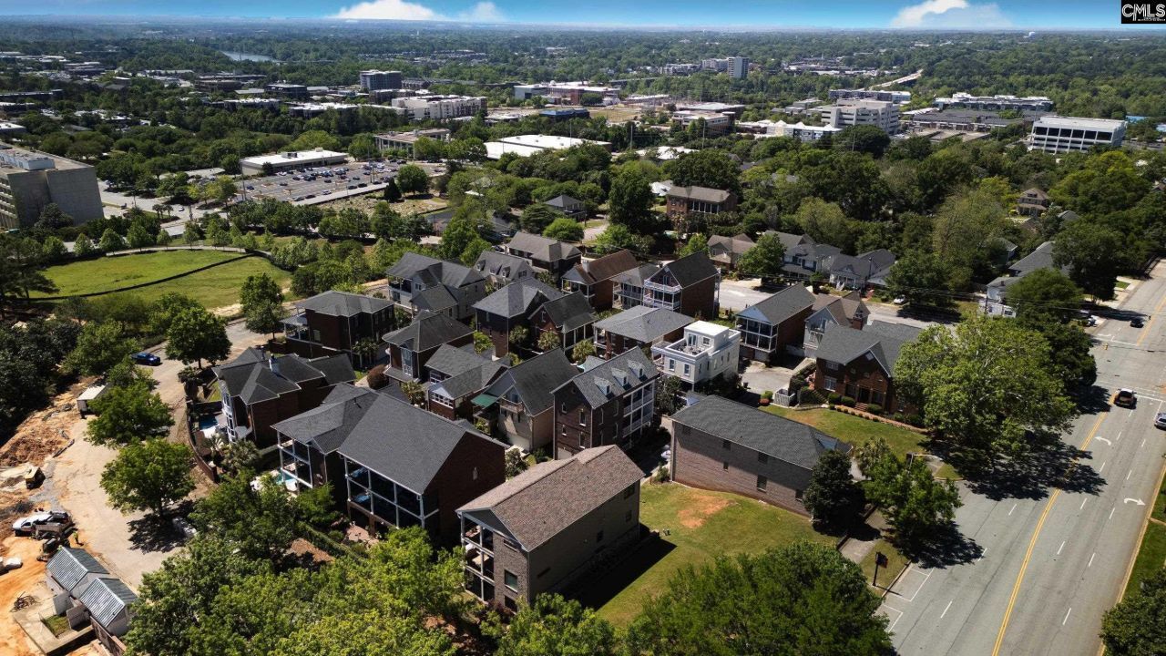 824 Laurel Street  Photo 12