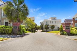 824 Laurel Street  photo 4