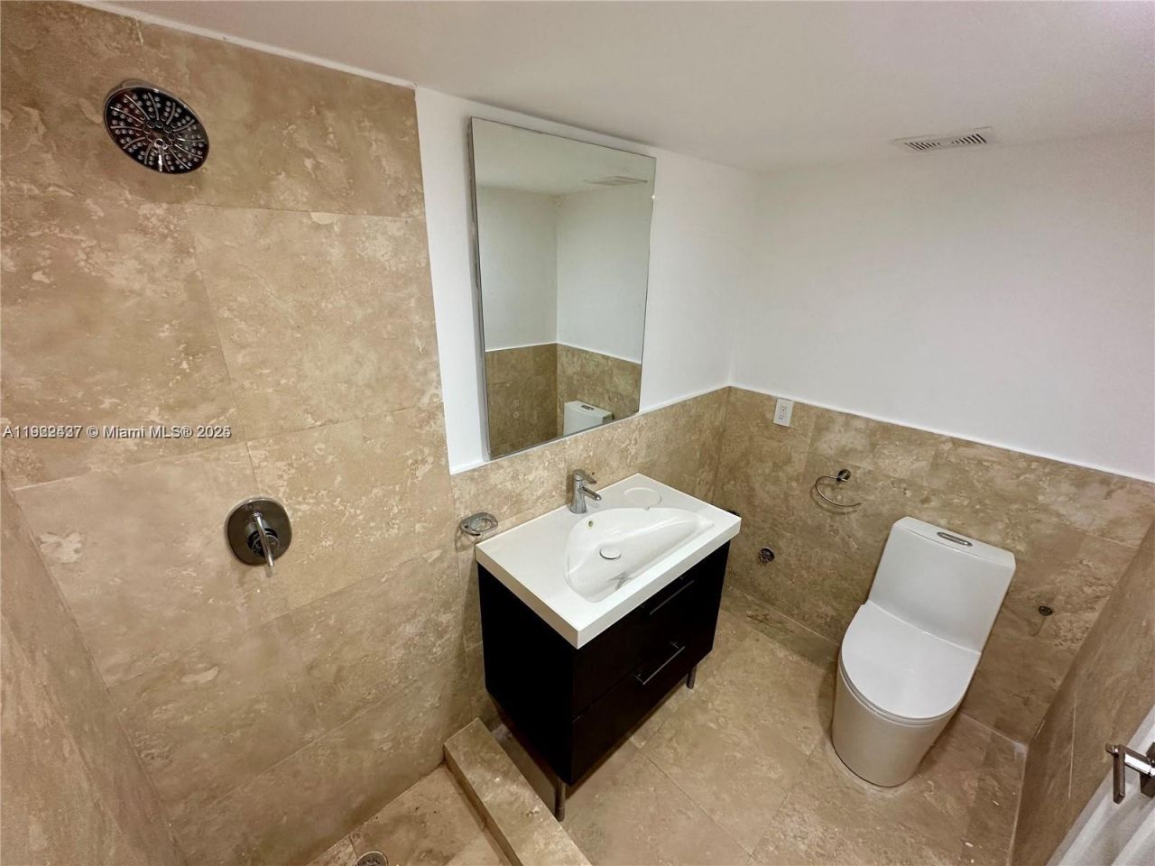 2851 NE 183rd St, Unit 109E, Aventura, FL 33160 Photo