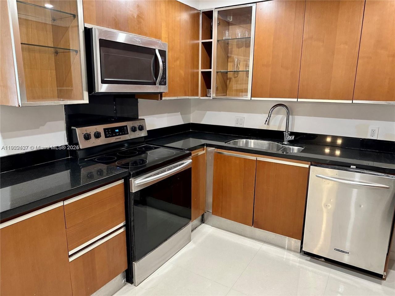 2851 NE 183rd St, Unit 109E, Aventura, FL 33160 Photo