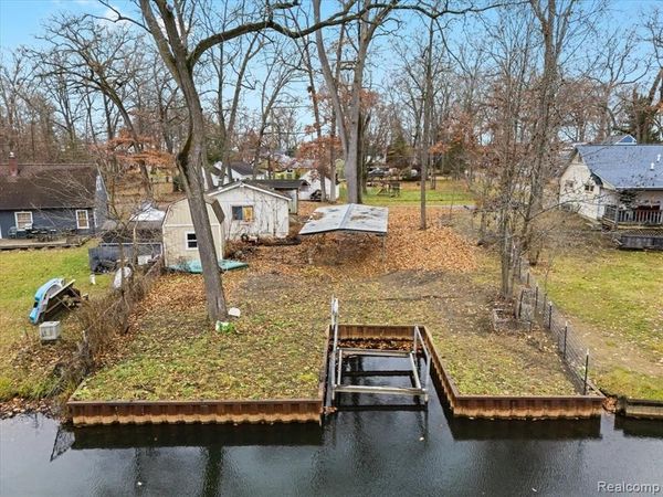 4370 Leroy Street , White Lake Twp, MI 48383