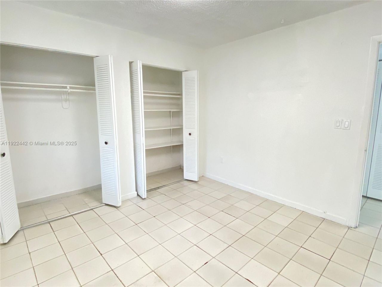10000 NW 80th Ct, Unit 2528, Hialeah Gardens, FL 33016 Photo