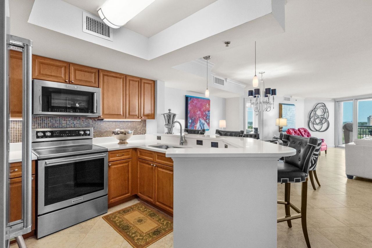 215 77th Ave. N Photo 27