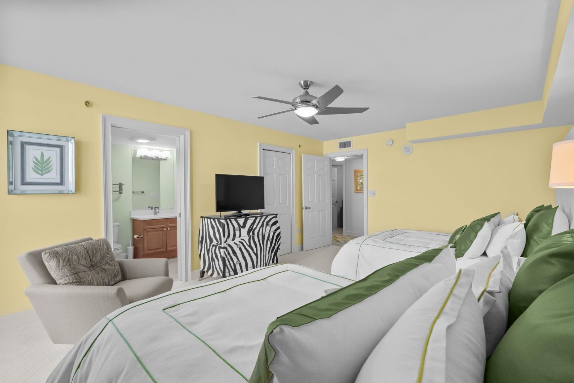 215 77th Ave. N Photo 36