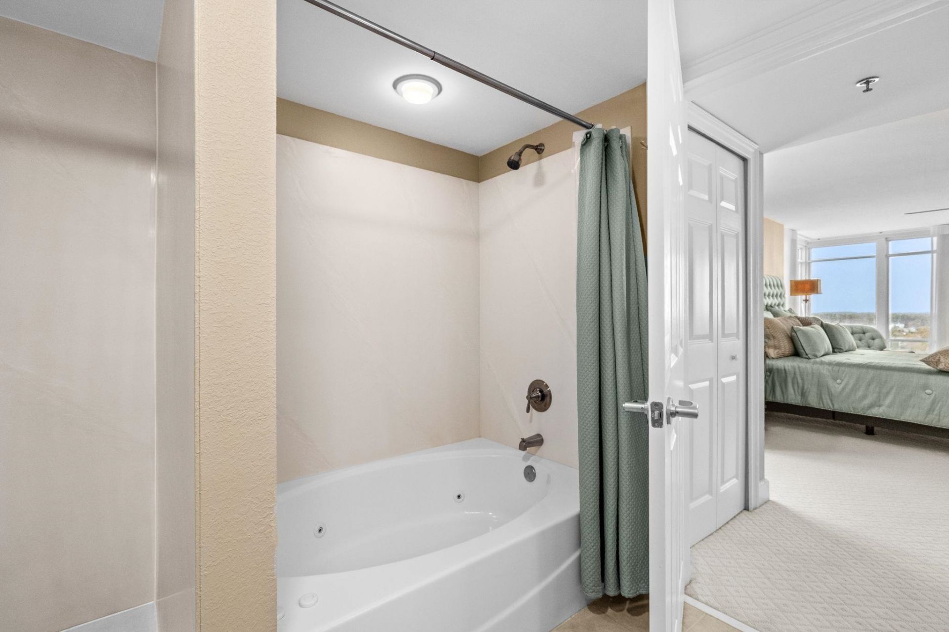 215 77th Ave. N Photo 43