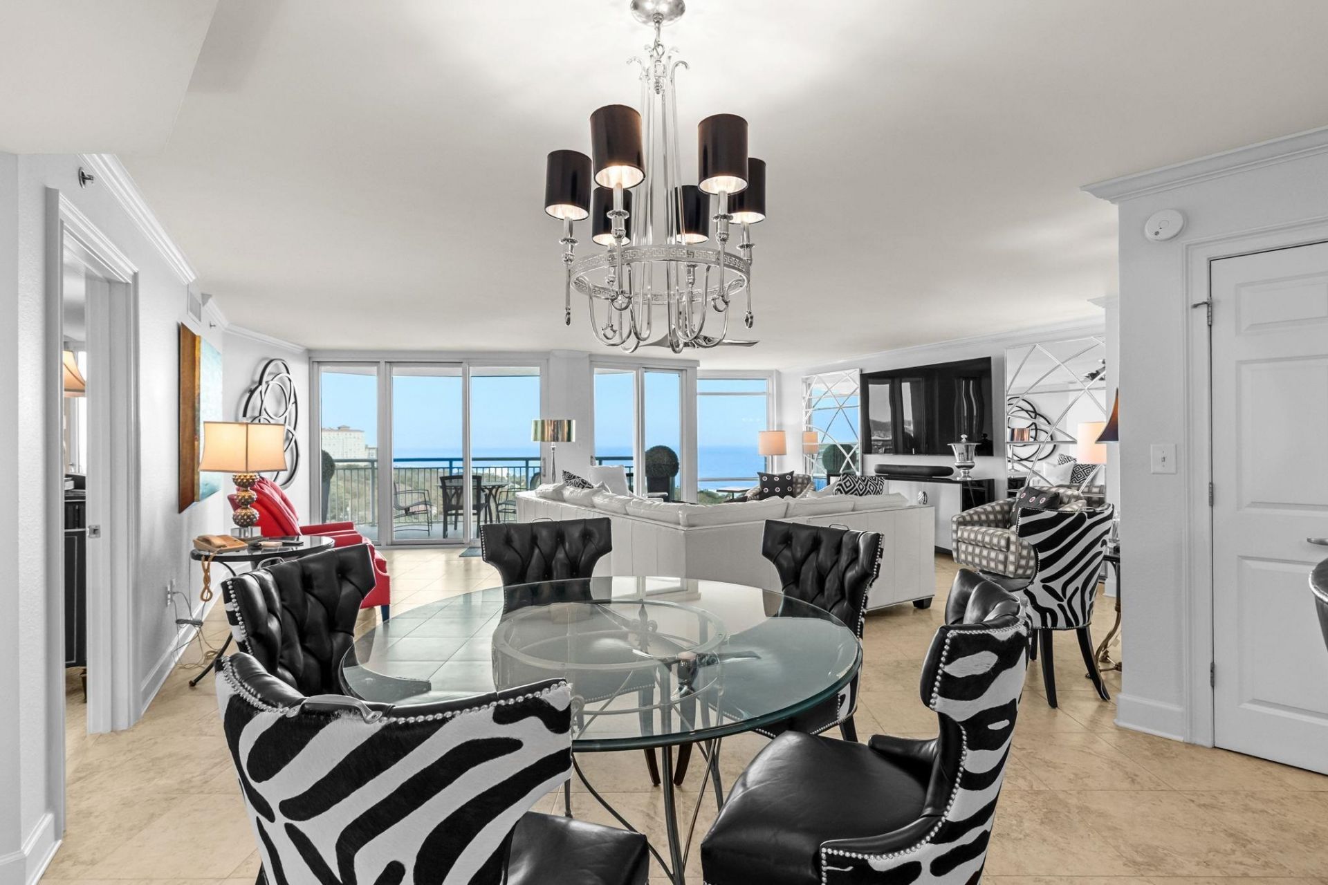 215 77th Ave. N Photo 7