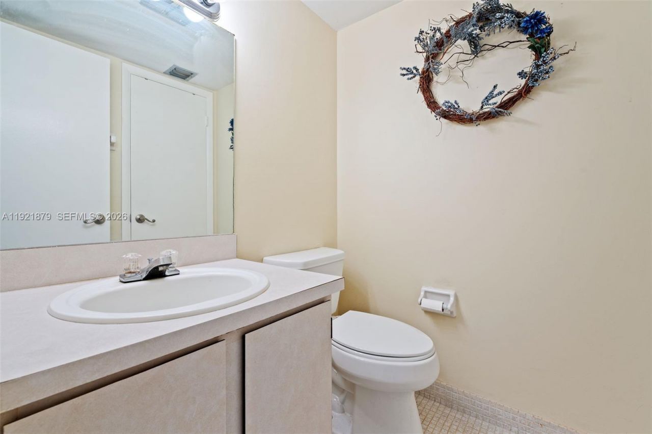 3140 Holiday Springs Blvd, Unit 9-102, Margate, FL 33063 Photo