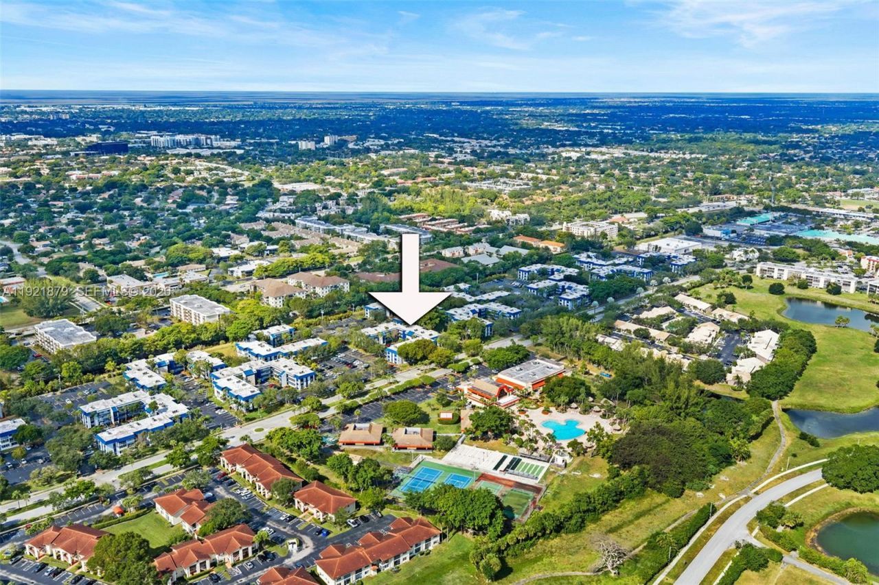 3140 Holiday Springs Blvd, Unit 9-102, Margate, FL 33063 Photo