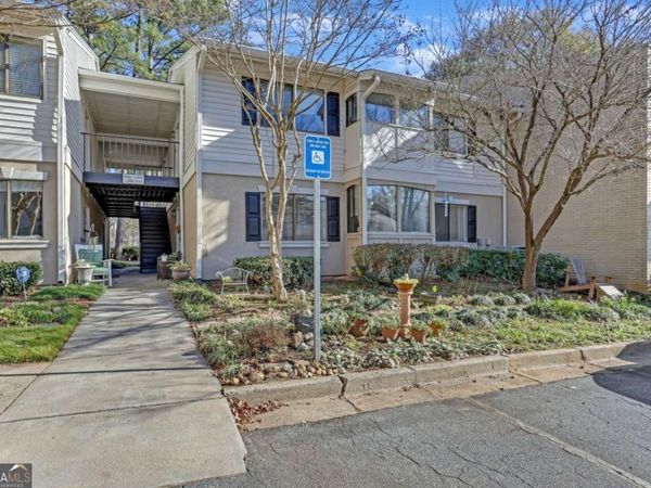 1211 Wingate Way, Atlanta, GA 30350