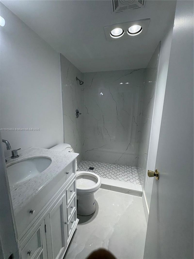 4801 NW 22nd Ct, Unit 103, Lauderhill, FL 33313 Photo