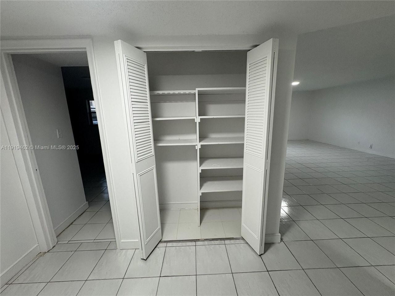 4801 NW 22nd Ct, Unit 103, Lauderhill, FL 33313 Photo