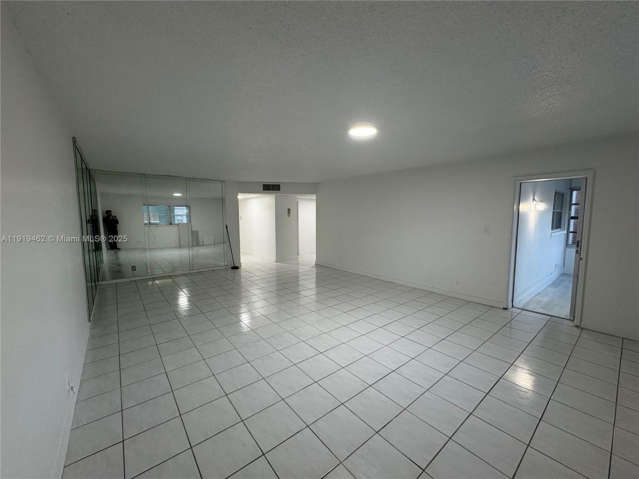 4801 NW 22nd Ct, Unit 103, Lauderhill, FL 33313 Photo