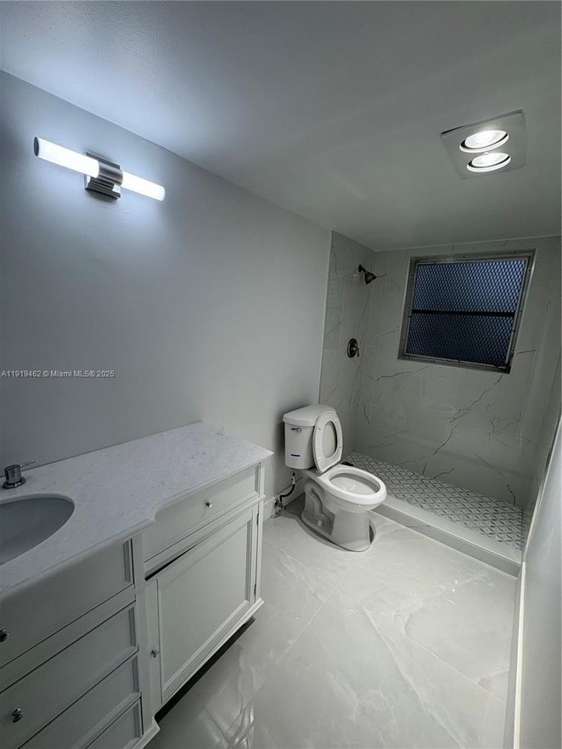 4801 NW 22nd Ct, Unit 103, Lauderhill, FL 33313 Photo