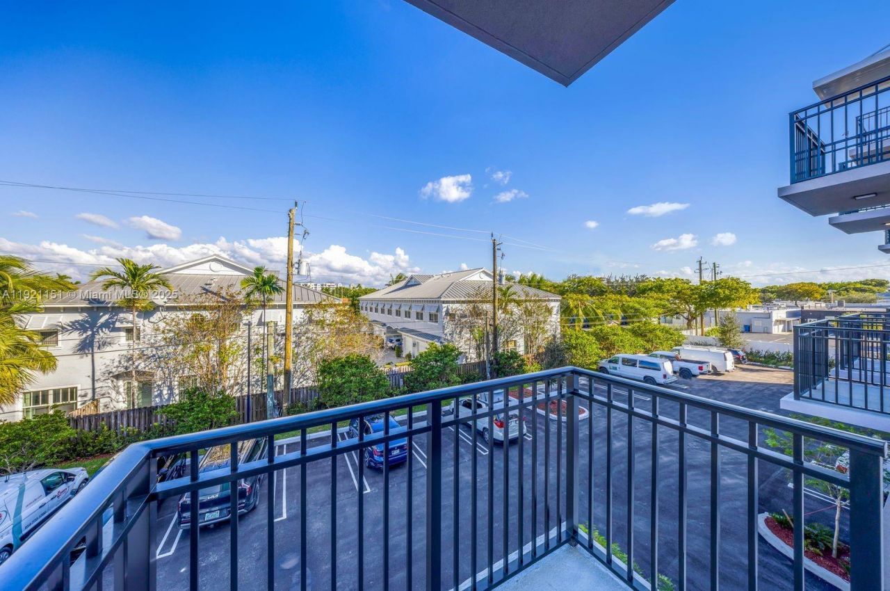 20 NE 19th Ave, Unit 210, Pompano Beach, FL 33060 Photo